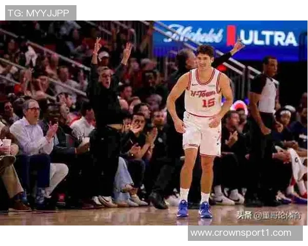 谢泼德虽身高不足1米9却展现惊人跳投能力KD身边空位三分机会频频出现
